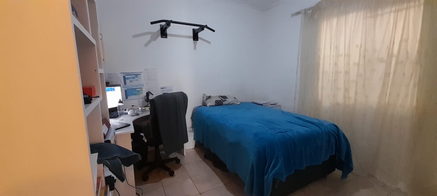 5 Bedroom Property for Sale in Onverwacht Western Cape